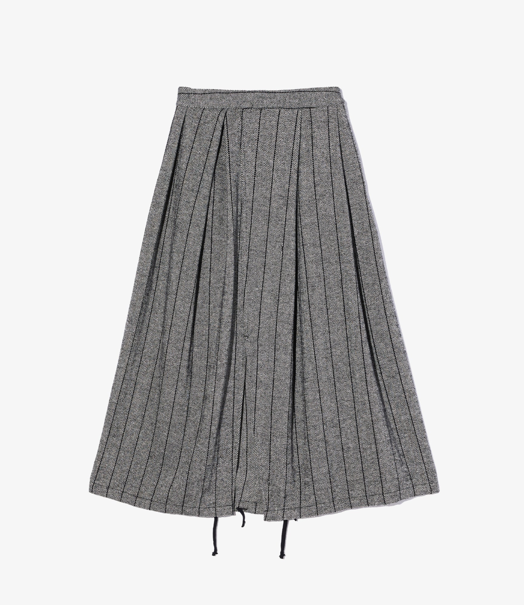 Women's Tuck Skirt - Dk. Grey Wool Striped HB - Image 2