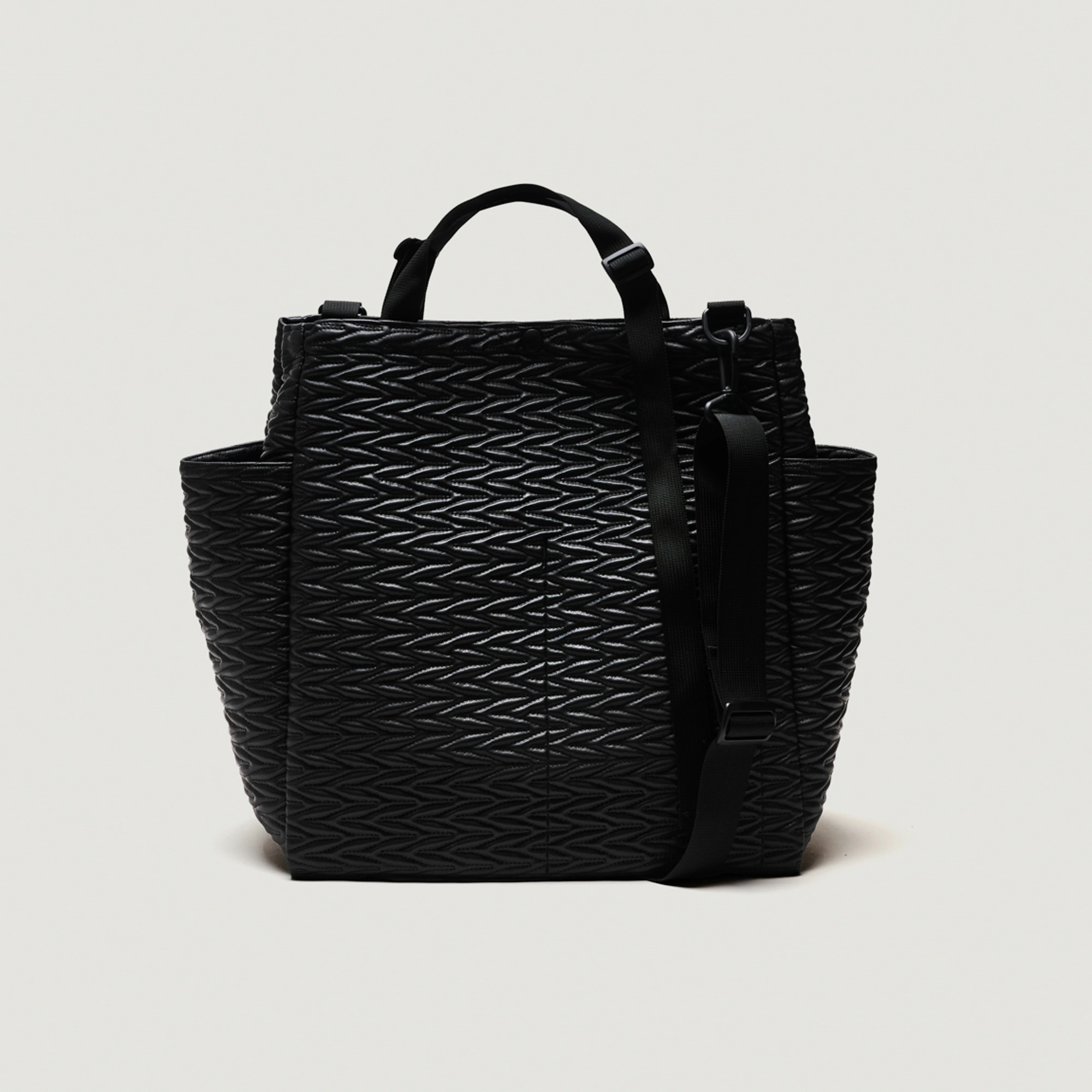 EG x BAGSINPROGRESS - Carry All Beach Bag - Black Quilted Fake Leather - Image 2