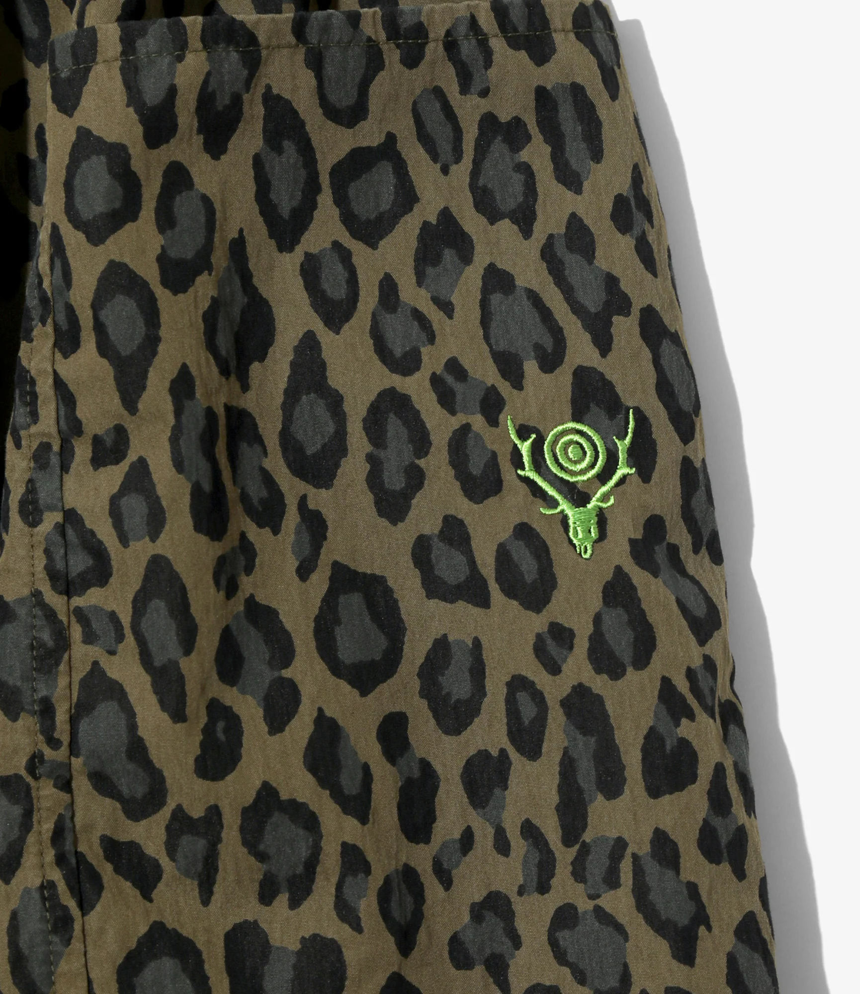 Women's Army String Cropped Pant - Olive - C/N Poplin / Leopard - Image 2